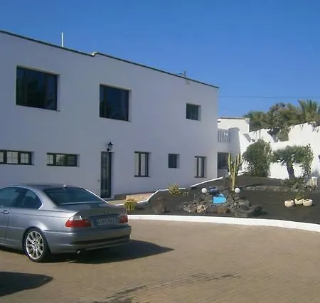 Casa Lydia Willa *